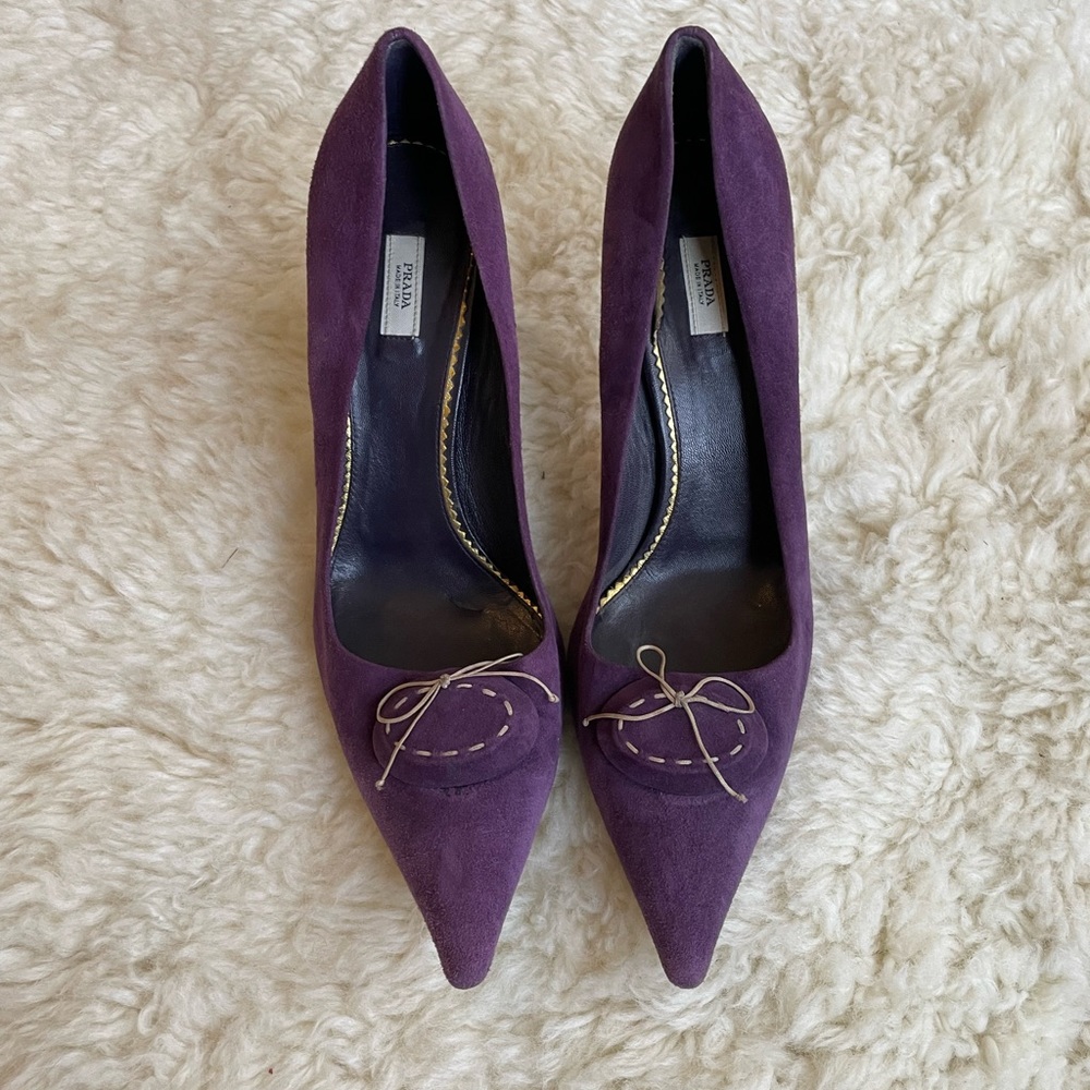 PRADA SUEDE PUMPS - Size 39.5